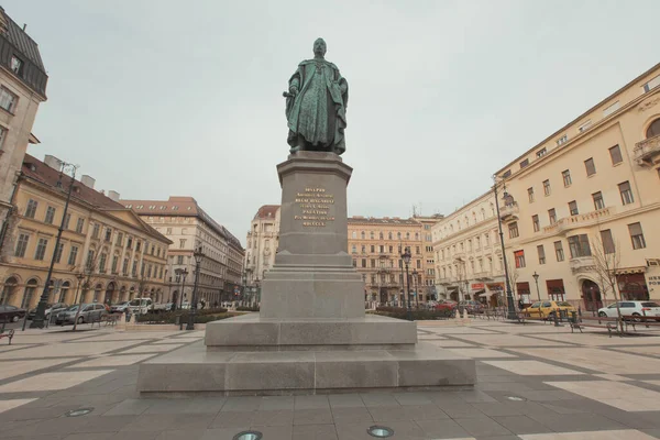Het Uitzicht Het Jozsef Nador Plein Budapest Hongarije — Stockfoto