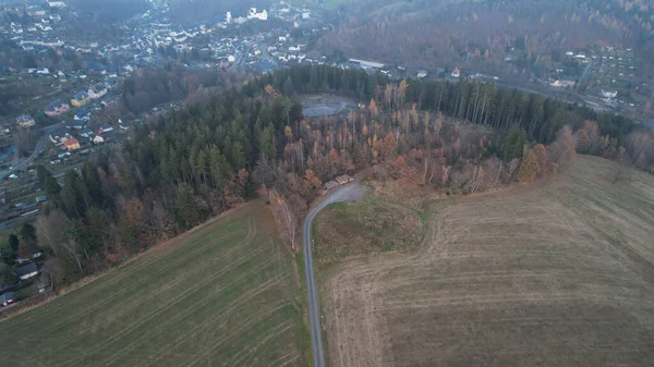 Eine Schöne Aufnahme Von Der Spitze Der Landschaft Eines Feldes — Stockfoto