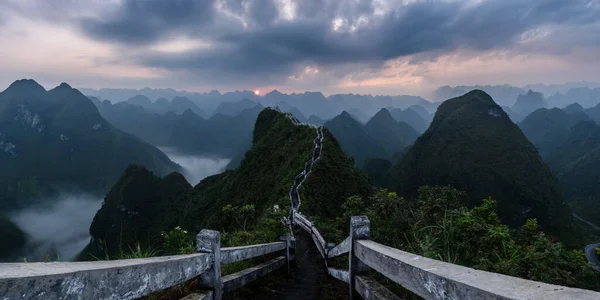 Une Vue Panoramique Sur Grande Muraille Chine Les Collines Arrière — Photo