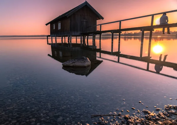 Wooden House Dock Lake Sunset — 图库照片