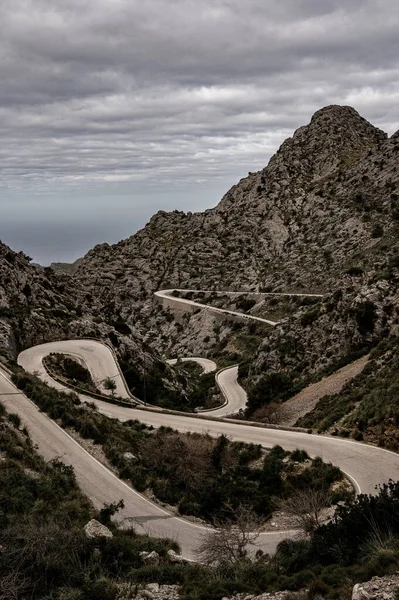 Plano Vertical Carretera Calobra Mallorca España Día Nublado — Foto de Stock