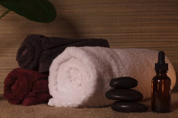 Essential Oil Set Towel Massage Accessories Natural Medicine — Stockfoto