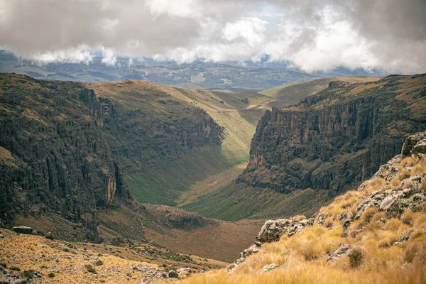 View Highland Summer Natural Landscape — Stockfoto