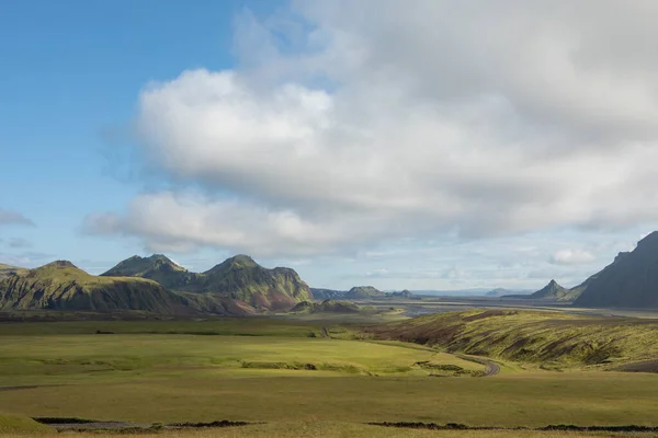 Ein Schöner Blick Auf Die Berge Islands — Stockfoto