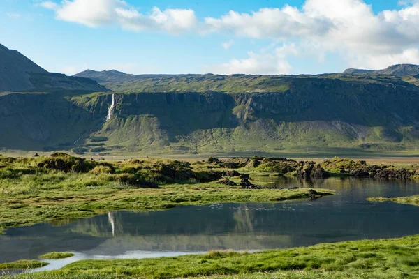 Beau Cliché Des Montagnes Islande — Photo