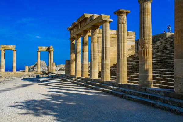 Hito Histórico Lindos Grecia Llamado Acrópolis Lindos Llena Ruinas Una —  Fotos de Stock