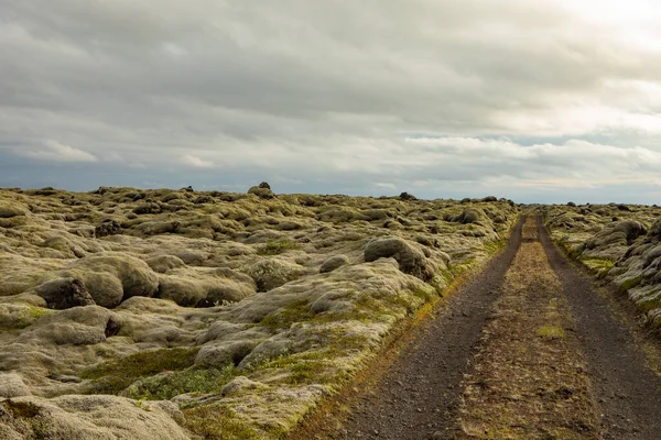 Чудовий Знімок Гір Ісландії — стокове фото
