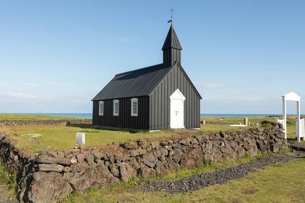 Černý Dřevěný Kostel Budiru Poloostrově Snaefellsnes Islandu — Stock fotografie