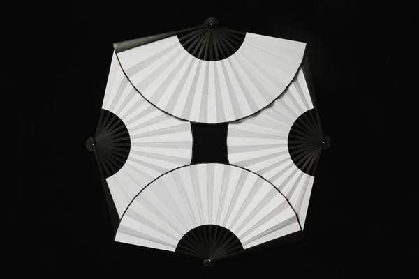 Some White Hand Fans Elegantly Placed Black Background — Stock Photo, Image