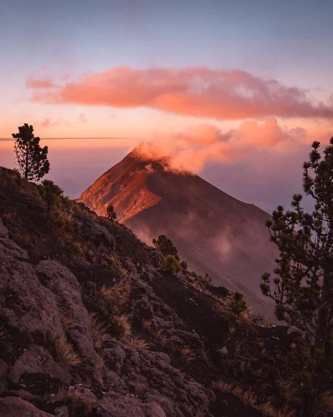 Красивый Вид Вулкан Акатенанго Закате Гуатемале Центральная Америка — стоковое фото
