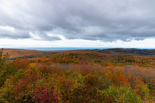Krajina Dikobrazích Hor Pokrytá Lesy Podzim Michiganu — Stock fotografie