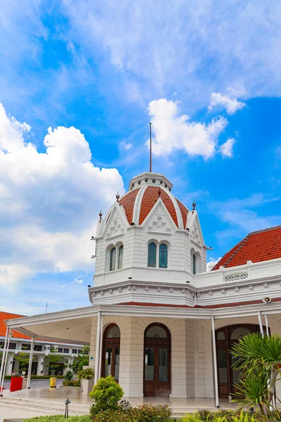 Una Panoramica Dell Edificio Del Centro Sociale Balai Pemuda Surabaya — Foto Stock