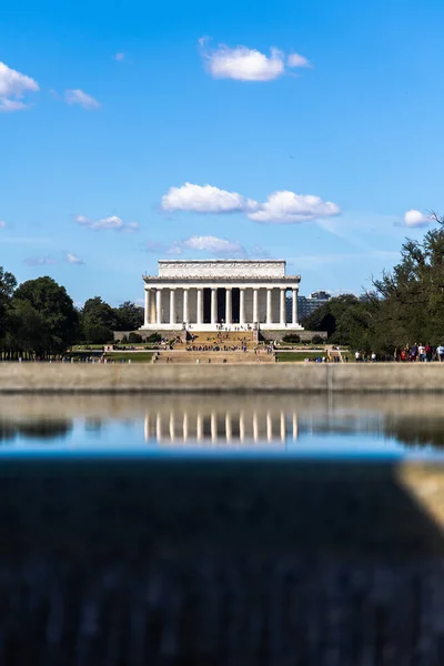 Vertikální Snímek Lincolnova Památníku Washingtonu Spojené Státy — Stock fotografie