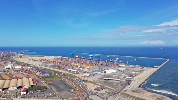 Воздушный Снимок Морского Порта Тема Гане Облачным Небом — стоковое фото