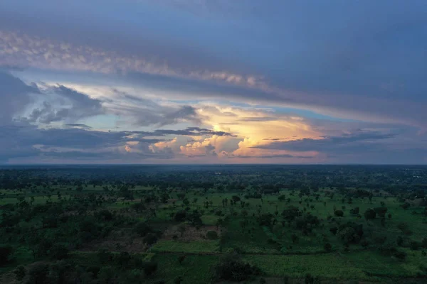 Una Hermosa Toma Puesta Sol Sobre Paisaje Ghana — Foto de Stock