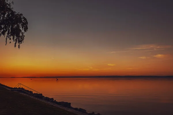 Landscape Sea Surrounded Park Beautiful Sunset Evening — Stockfoto