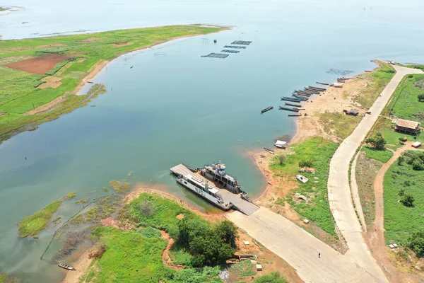 Μια Όμορφη Βολή Του Ποταμού Dam Στην Γκάνα Κάτω Από — Φωτογραφία Αρχείου