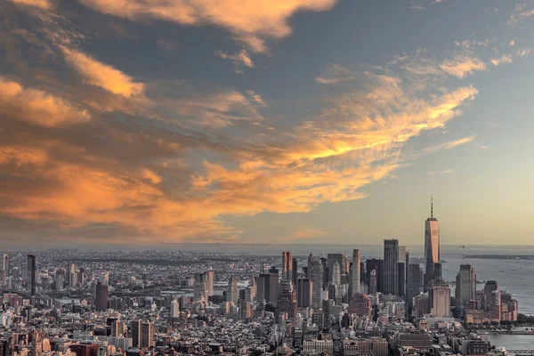 Una Vista Panorámica Rascacielos Edificios Ciudad Nueva York Durante Una —  Fotos de Stock