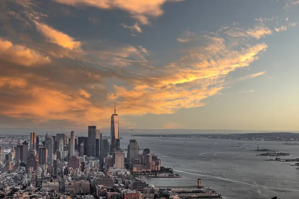 Een Schilderachtig Uitzicht Wolkenkrabbers Gebouwen New York City Usa Tijdens — Stockfoto