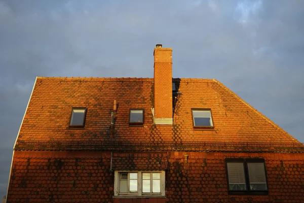 Das Braune Dach Des Hauses — Stockfoto