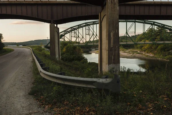 Uma Paisagem Natural Uma Ponte Vermont Durante Outono — Fotografia de Stock