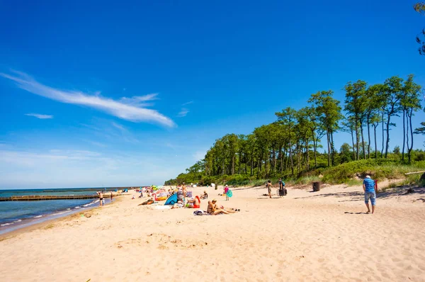 Glapki Poland Jun 2019 Sandy Beach Baltic Sea Resting People — Stockfoto
