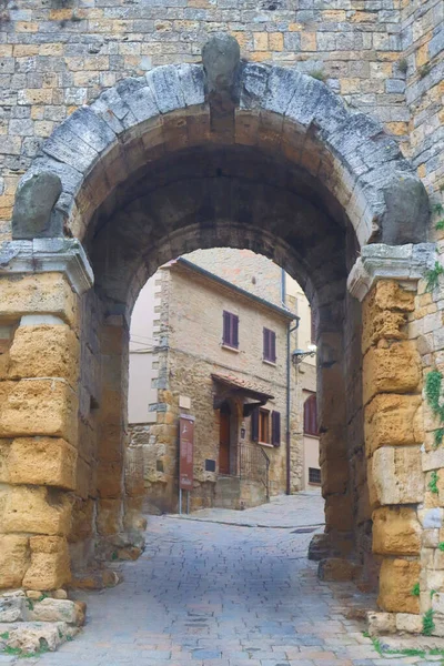Ιστορική Porta All Arco Στη Volterra Πίζα Ιταλία — Φωτογραφία Αρχείου