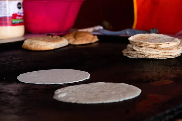 Tradisional Buatan Tangan Jagung Tortilla Dari Yucatan Mexico Foto Berkualitas — Stok Foto