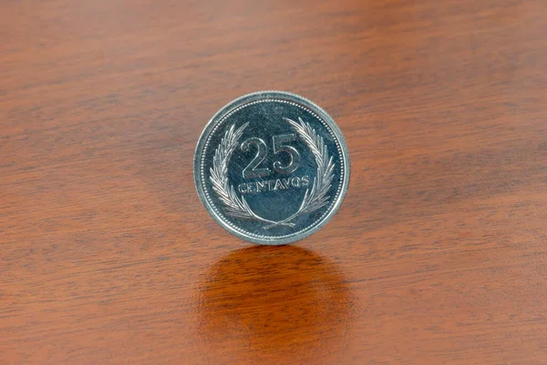 Ένα Κοντινό Πλάνο Ενός Μεταλλικού Νομίσματος — Φωτογραφία Αρχείου