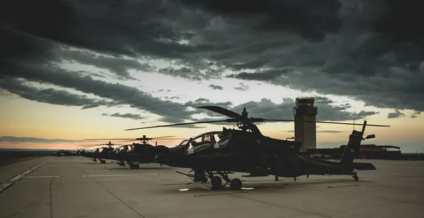 Wojskowy Helikopter Niebie — Zdjęcie stockowe