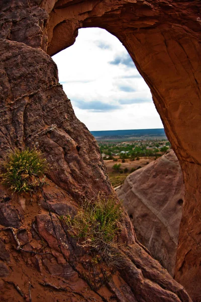 Moln Rullar Förbi Skyn Bakom Majestätet Window Rock Window Rock — Stockfoto