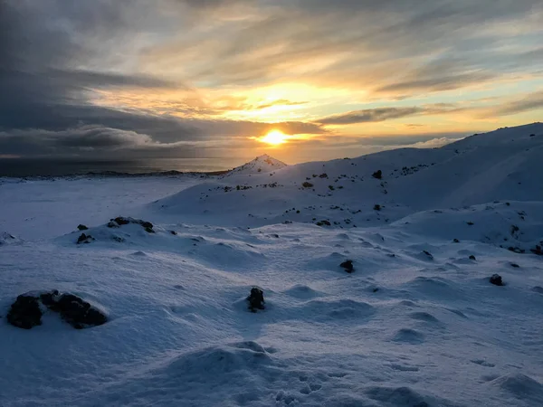 山の上の美しい夕日 — ストック写真