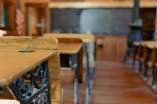 Tavolo Legno Nel Caffè — Foto Stock