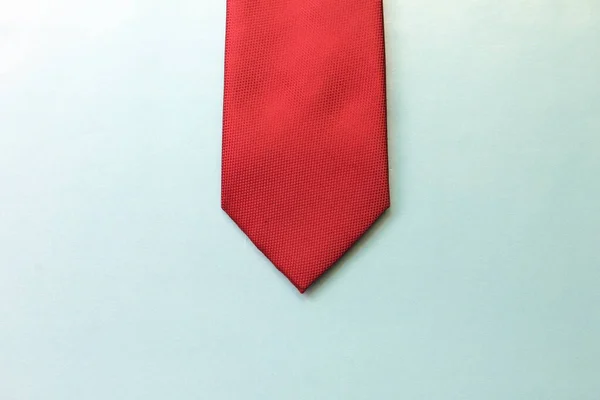 Gravata Vermelha Fundo Branco — Fotografia de Stock