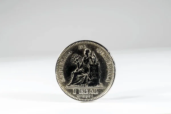 Κλείσιμο Ενός Ασημένιου Νομίσματος — Φωτογραφία Αρχείου