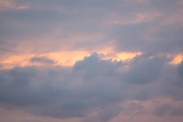 Cielo Hermoso Atardecer Con Nubes — Foto de Stock