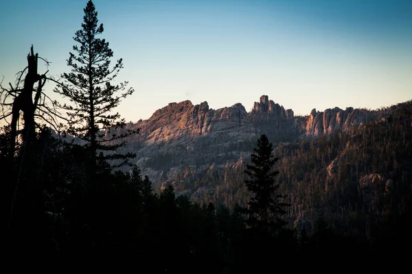 Beau Paysage Avec Montagnes Arbres — Photo