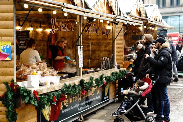 Christmas Market Wooden Stall Serving Food — Stock Photo, Image