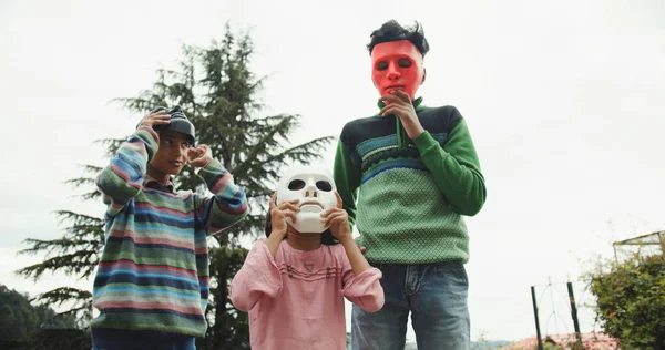 Asiático Niños Tener Divertido Parque — Foto de Stock