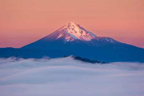 Magnifique Coucher Soleil Dans Les Montagnes — Photo