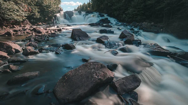 Krásný Vodopád Lese — Stock fotografie