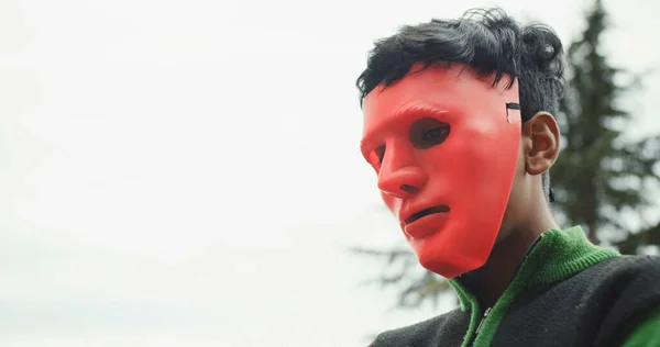 Portrait Young Boy Red Mask — Φωτογραφία Αρχείου
