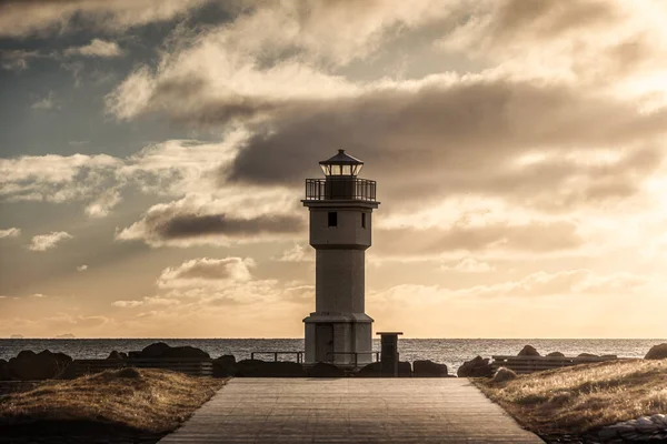 Srail Eyaletinin Kuzeyindeki Kumsalda Deniz Feneri — Stok fotoğraf