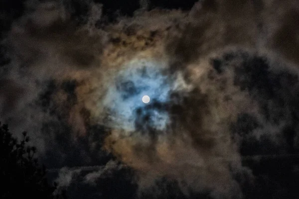 Ночное Небо Облаками — стоковое фото