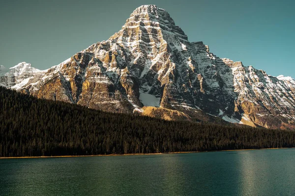 Hermosa Vista Del Lago Las Montañas — Foto de Stock