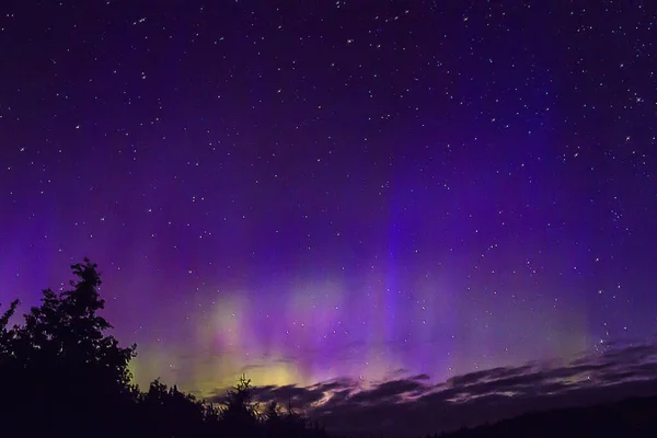 夜空に星と天の川が — ストック写真