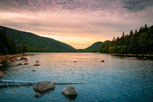 Krásná Krajina Jezerem Horami — Stock fotografie