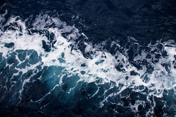 海の波の抽象的な背景 — ストック写真
