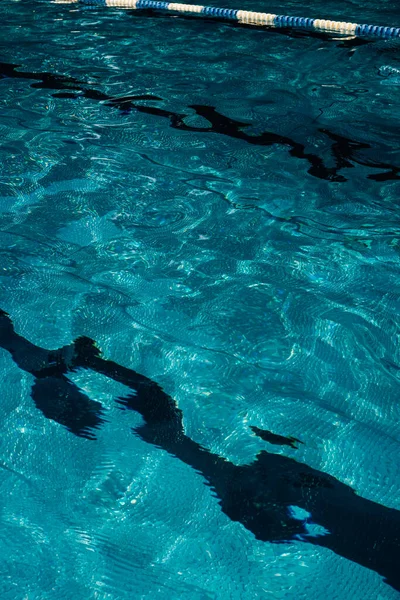 Piscina Com Reflexos — Fotografia de Stock