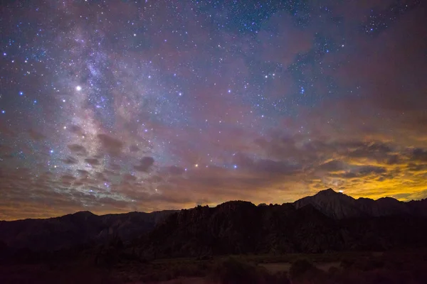 Hermoso Cielo Nocturno Con Estrellas Nubes —  Fotos de Stock